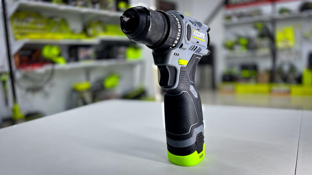 Los Taladros Inalámbricos son fáciles de transportar - Comercial Los Todos